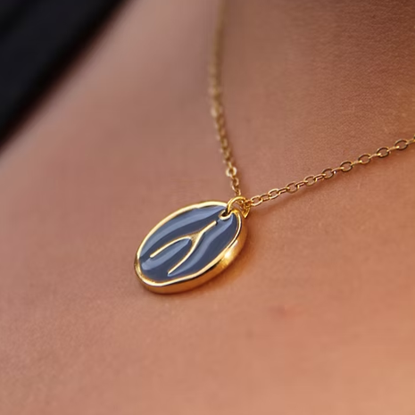 Cadena huesito