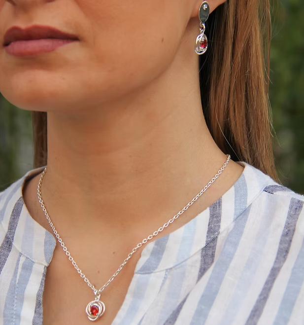 Cadena de Plata Dije Rojo