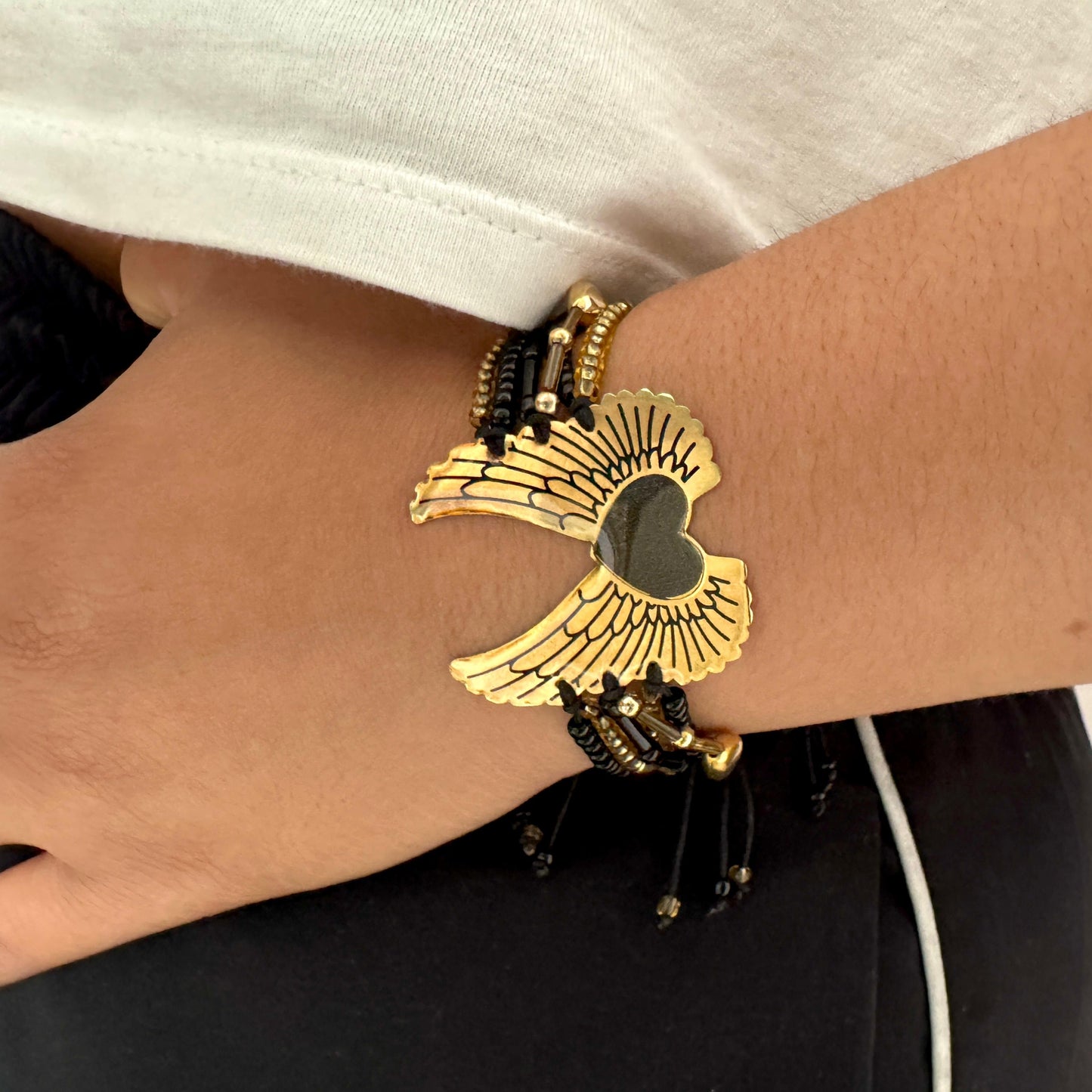 Pulsera Tejida Centro Alas