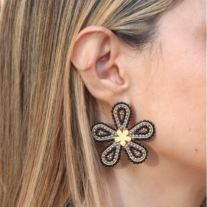 Arete flor mostacilla
