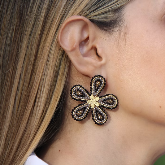 Arete flor mostacilla