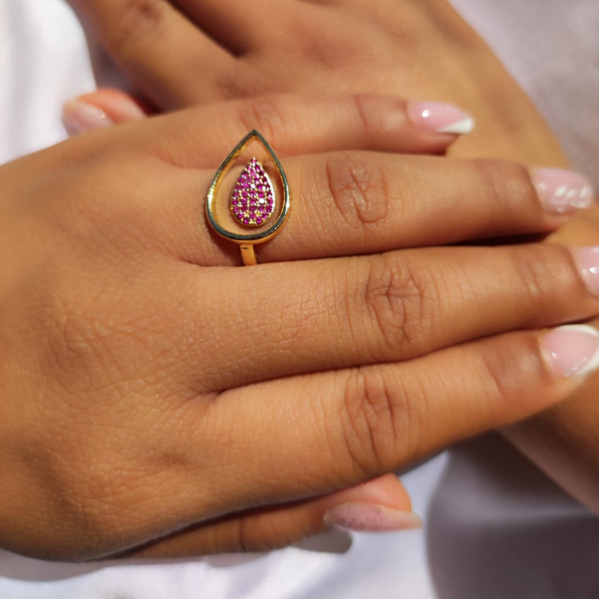 Anillo doble Gota Centro Piedritas