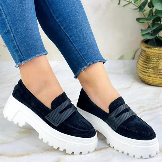 Mocasin Negro
